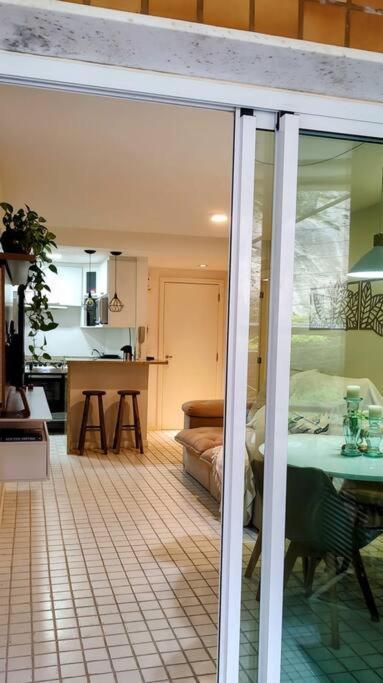 Apto Pe Na Areia Condominio Oceanside Camboinhas 니테로이 외부 사진