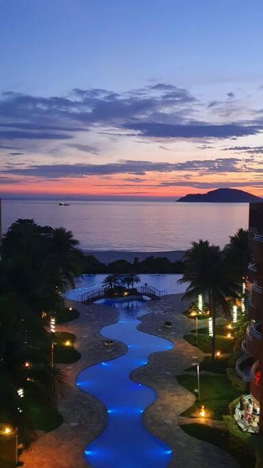 Apto Pe Na Areia Condominio Oceanside Camboinhas 니테로이 외부 사진