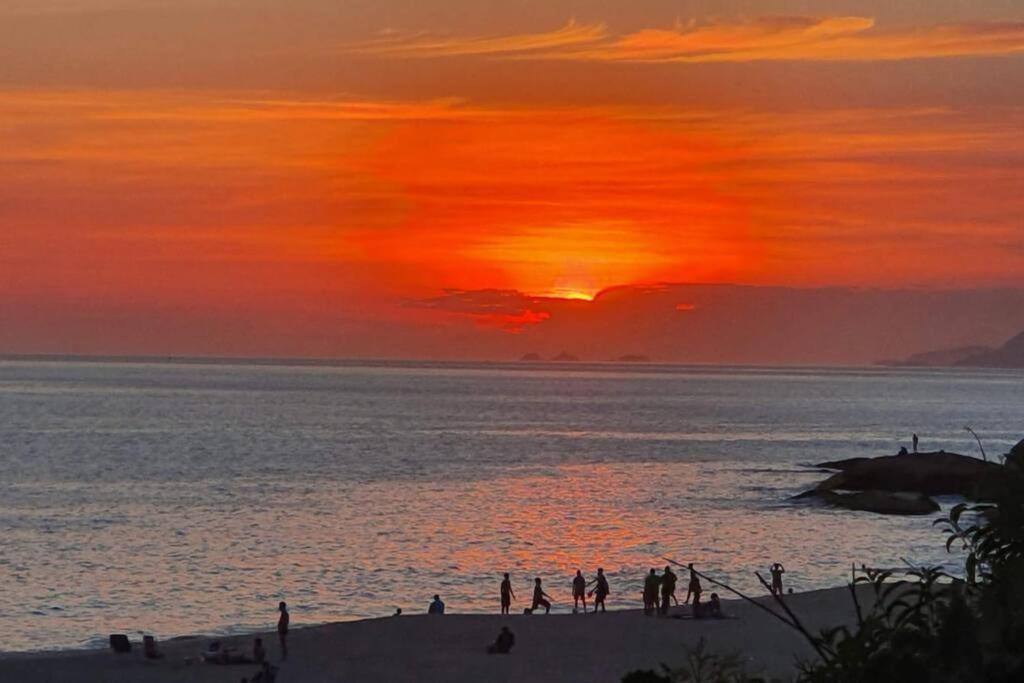 Apto Pe Na Areia Condominio Oceanside Camboinhas 니테로이 외부 사진